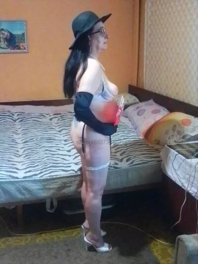 Компаньонка Пловдив - Маги, с терен. Стандартни - Класически секс, Орален секс, BDSM - снимка 4