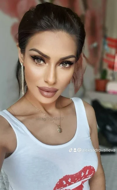 Компаньонка Пловдив - утре 06:04 в 13:00: „Очаквайте ме за малко в вашия град