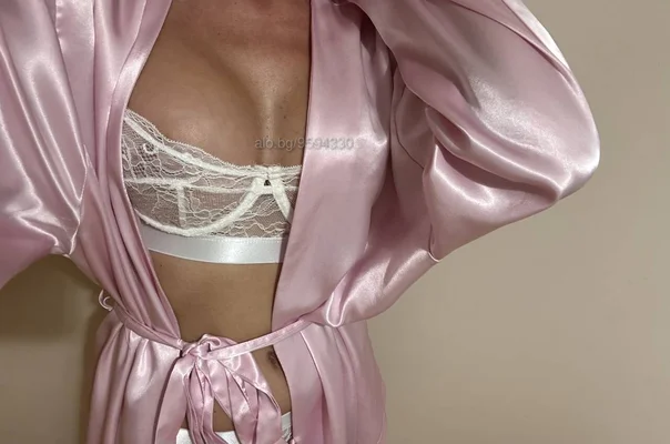 Компаньонка Бургас - Нова тук🫦🍓 SWEET GIRL🍓🫦